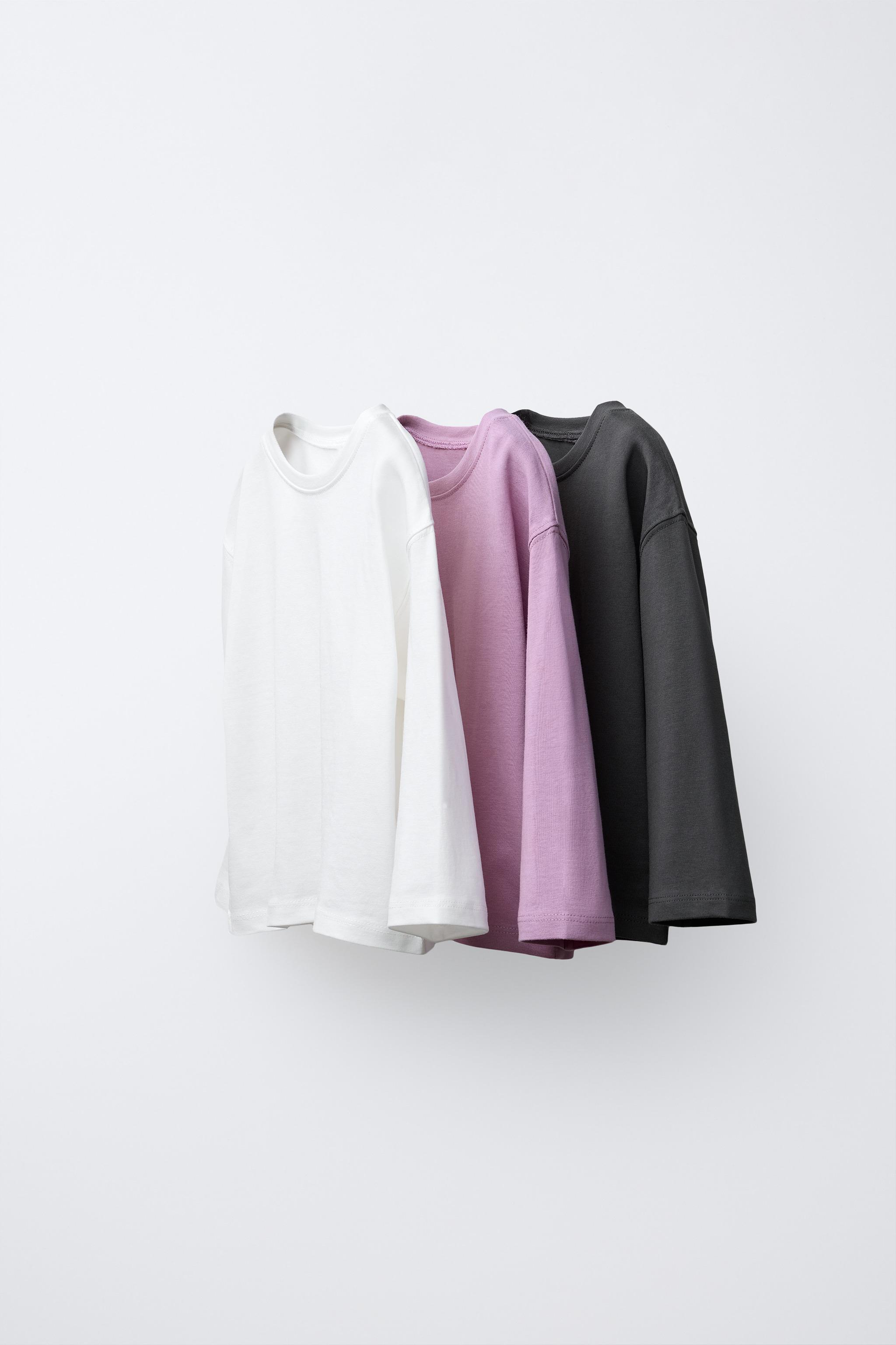 LOT DE TROIS HAUTS UNIS